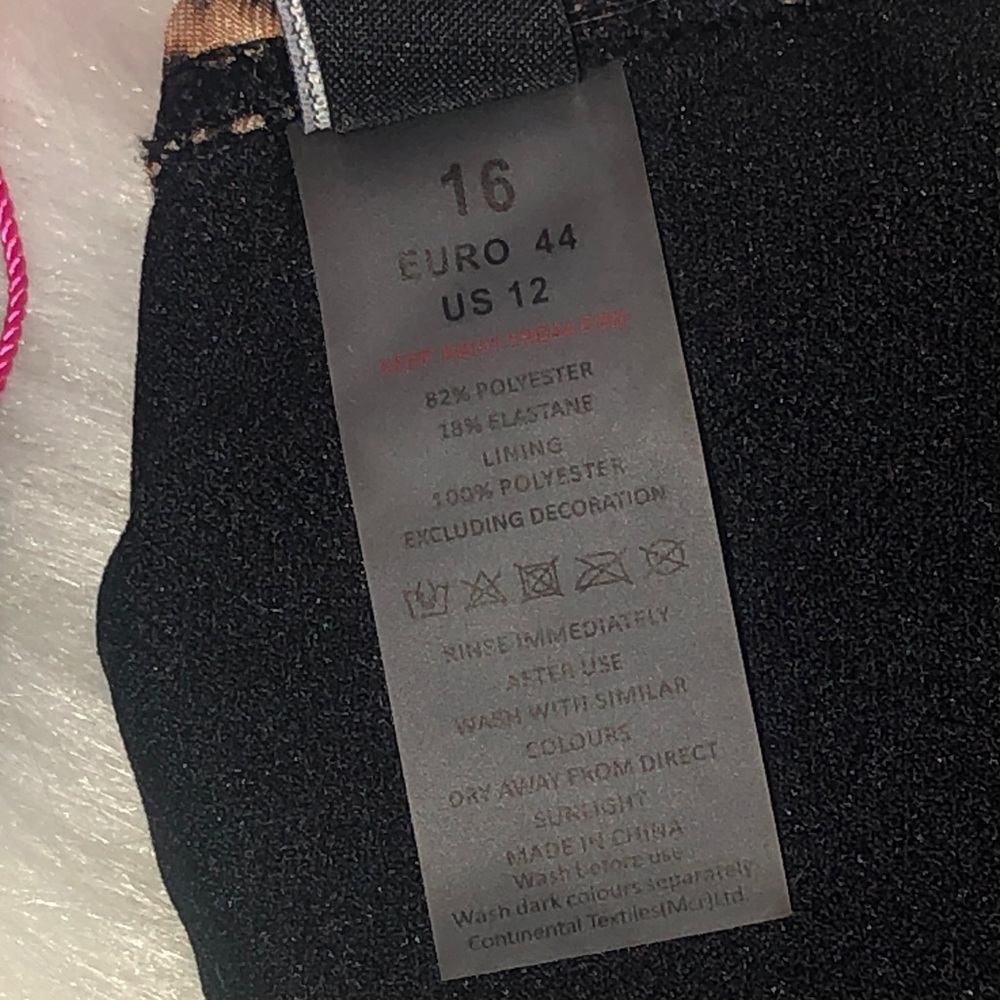 NWT South Beach Triangle Bikini Top- $15 - Picture 6 of 9